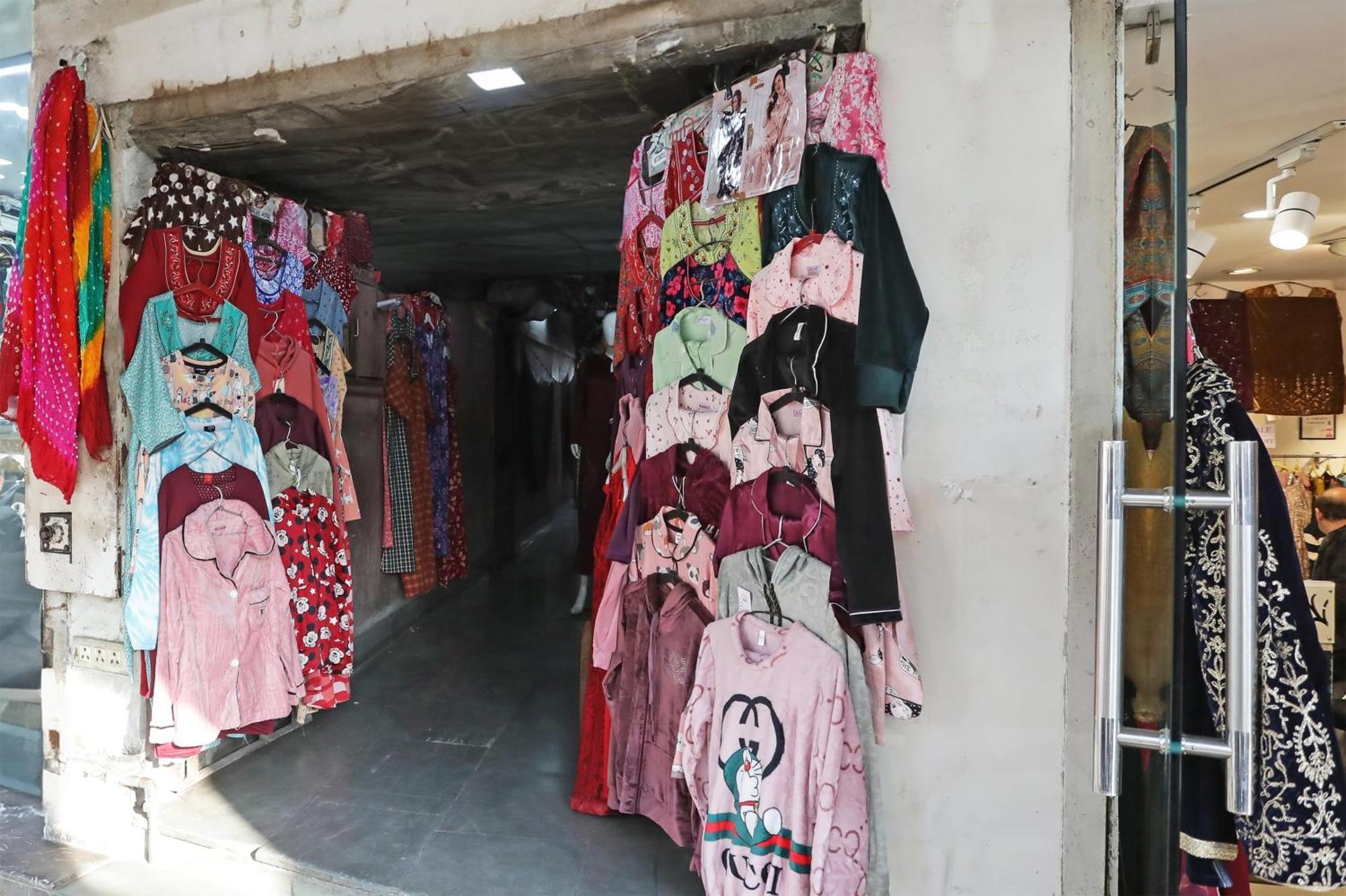 Oyo Kashish Palace Nova Deli Exterior foto
